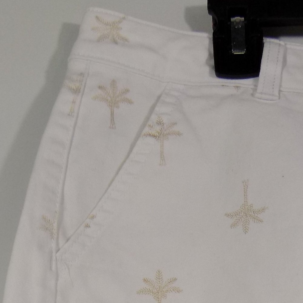 a.n.a (A New Approach) Twill Shorts Palm Tree Print Size 14 - Picture 2 of 7